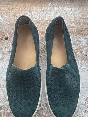 M. Gemi Cerchio green woven leather sneakers. Size 39.